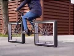 साइकिल को मोडिफाई कर गोल के बजाए चौकोर कर दिए पहिए, इनोवेशन कर देगा हैरान 