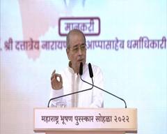 पुरस्काराचं श्रेय सर्वांना, शेवटच्या श्वासापर्यंत समाजसेवेचं काम करणार : डॉ. आप्पासाहेब धर्माधिकारी