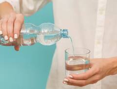 ਡੀਹਾਈਡ੍ਰੇਸ਼ਨ ਤੋਂ ਬਚਣਾ ਹੈ ਤਾਂ ਸਿਰਫ ਨਾਰਮਲ ਪਾਣੀ ਨਹੀਂ, 'ਇਲੈਕਟ੍ਰੋਲਾਈਟਸ ਵਾਟਰ' ਪੀਓ, ਜਾਣੋ ਘਰ 'ਚ ਕਿਵੇਂ ਬਣਾਈਏ