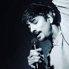 HBD Siddharth : 'அடடா அடடா அடடா எனை ஏதோ செய்கிறாய்..' இன்று பிறந்தநாள் கொண்டாடும் நடிகர் சித்தார்த்!