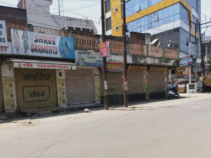 Empty Roads, Closed Shops, No Internet: How Prayagraj Looked Like Day After Atiq-Ashraf Double Murder