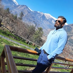 Bollywood Kissa: जिस होटल में किया पिता ने काम, आज उसी के मालिक हैं बी-टाउन का ये सुपरस्टार