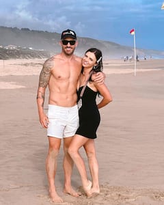 Photos: फाफ डू प्लेसिस की वाइफ ने सरेआम कर दी थे ये डिमांड, RCB कप्तान के उड़ गए थे होश! दिलचस्प है कहानी