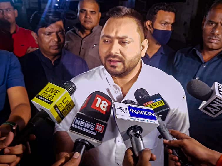 Not The Funeral Procession Of Atiq Ahmed But That Of Law: Tejashwi Yadav Slams UP Govt Not The Funeral Procession Of Atiq Ahmed But That Of Law: Tejashwi Yadav Slams UP Govt