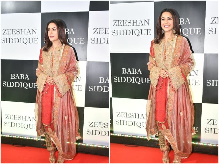 Shahnaz Gill arrived in Baba Siddiqui’s Iftar party in a beautiful style, see photos