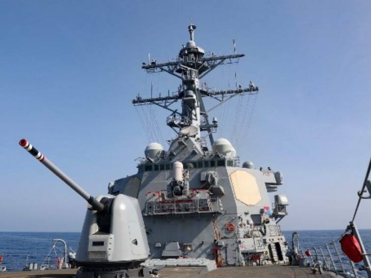 US Warship Sails Through Taiwan Strait Days After China Staged War Games