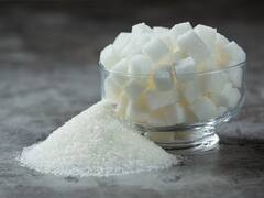 'स्ट्रैच मार्क्स' से छुटकारा पाना इतना भी मुश्किल नहीं, बस रोजाना अपनाएं ये 5 घरेलू तरीकें