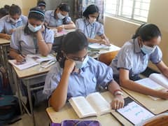 दिल्ली शिक्षा विभाग ने प्राइवेट स्कूलों पर कसा शिकंजा, 24 अप्रैल तक मांगी EWS को लेकर ये रिपोर्ट