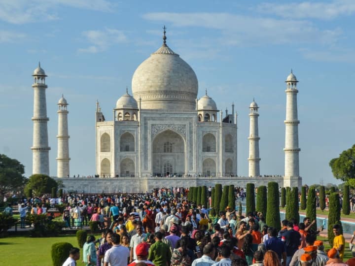 Taj Mahal and Agra Fort Sikandra Monument Free Ticket on World Heritage Day by ASI for Tourist World Heritage Day 2023: ताजमहल जाने का तुरंत बना लें प्लान, नहीं लगेगा टिकट! मुफ्त में करें इन स्मारकों का भी दीदार