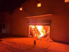 Rice Mill Fire: दुर्ग में राइस मिल में लगी भीषण आग, लाखों का धान और बारदाने जलकर खाक, देखें तस्वीरें