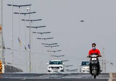 Lifestyle:তাপদাহে ফুটছে দেশ...