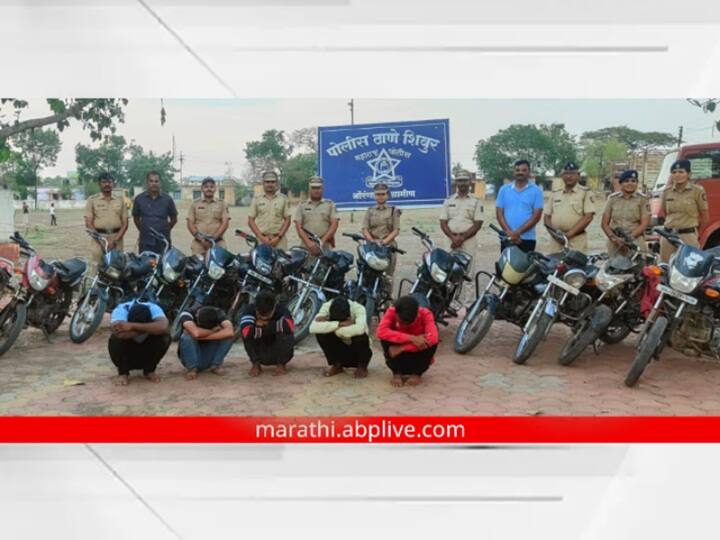 maharashtra Chhatrapati Sambhaji Nagar Bike thieves arrested 16 bikes seized Big operation of Chhatrapati Sambhaji Nagar rural police दुचाकी चोरांना ठोकल्या बेड्या, तब्बल 16  गाड्या जप्त; छत्रपती संभाजीनगर पोलिसांची मोठी कारवाई