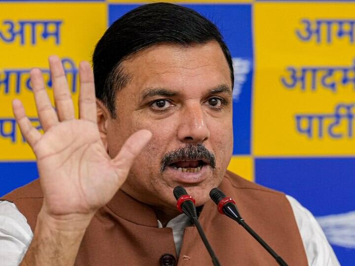 aap mp Sanjay Singh said ED expressed regret for including his name on charge sheet by mistake 'गलती से चार्जशीट में जुड़ा नाम', आप सांसद संजय सिंह ने कहा- ईडी ने अब खत लिखकर मांगी है माफी