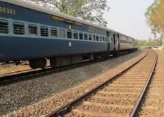 Indian Railways: ਟ੍ਰੇਨ ‘ਚ ਲੋਅਰ ਬਰਥ ਚਾਹੀਦੀ? ਤਾਂ ਜਾਣ ਲਓ ਰੇਲਵੇ ਦਾ ਇਹ ਨਿਯਮ