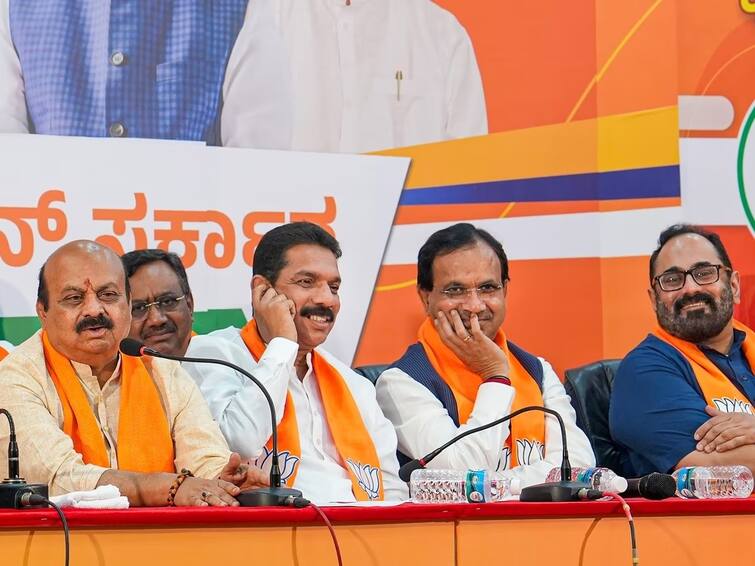 Karnataka Assembly Election 2023 BJP Releases Third Candidate List Fields Mahesh Tenginkai From Shettar Hubli Seat Karnataka Election 2023: మూడో జాబితా రిలీజ్ చేసిన కర్ణాటక బీజేపీ - మాజీ సీఎం స్థానంలో అభ్యర్థి ఎవరంటే