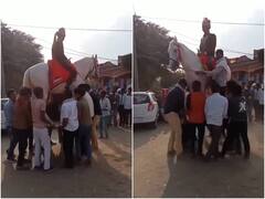 VIDEO: पहले दूल्हे को घोड़ी पर बैठाया और फिर घोड़ी को खाट पर चढ़ा दिया... कभी देखी ऐसी है अजीब रस्म?
