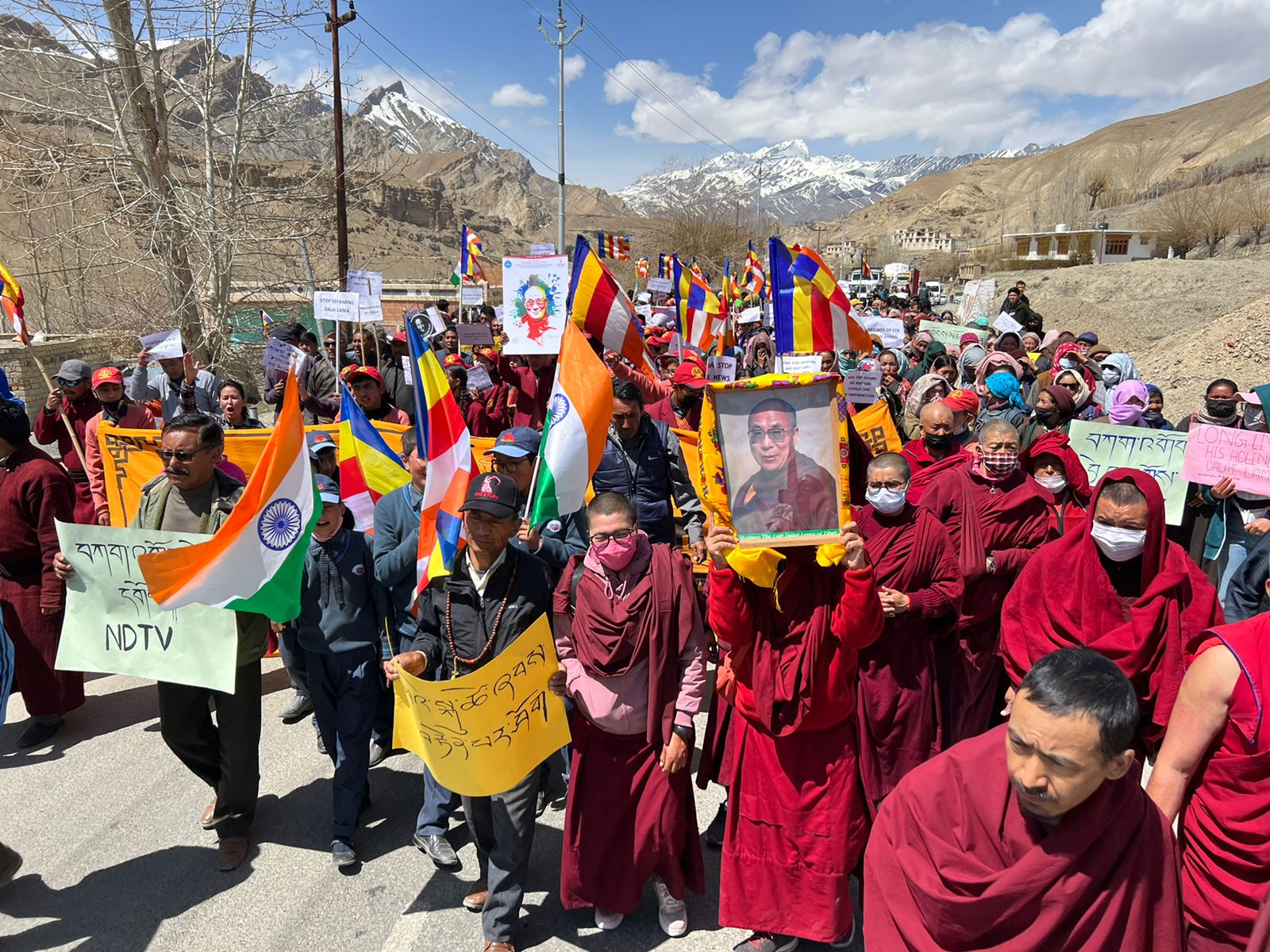 Protests In Ladakh In Support Of Dalai Lama Following Row Over Viral Video, Groups Call For Bandh