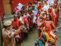 Amarnath Yatra Registration: अमरनाथ यात्रा के रजिस्ट्रेशन के लिए महिलाओं की भारी भीड़, 1 जुलाई से शुरू होगी यात्रा