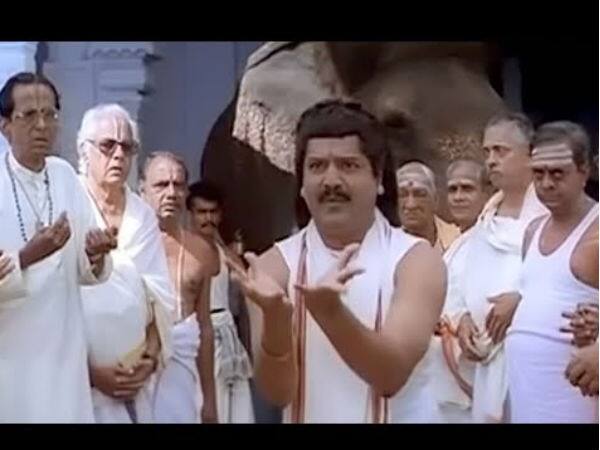 வர்ணம் என்றது கொடி ல மட்டும் தாண்டா இருக்கனும் மக்கள் மனசுல இருக்க கூடாது - சாமி