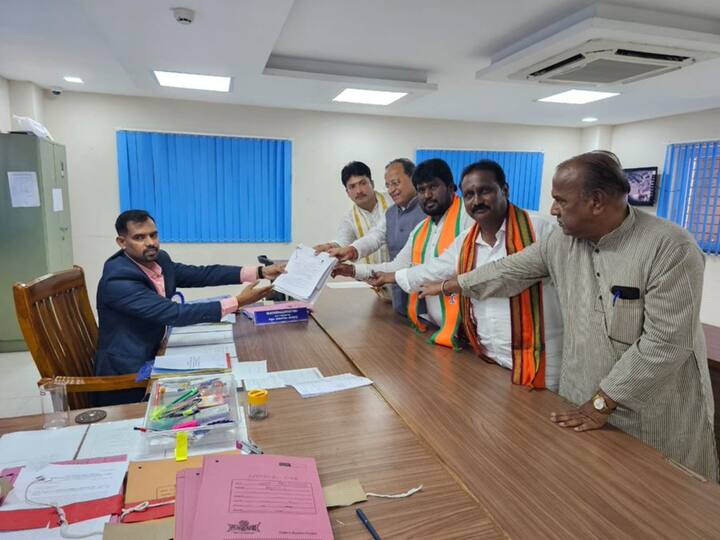 Dattatraya Patil files his nomination as BJP's candidate from Kalaburagi South assembly constituency. Patil was accompanied by BJP Karnataka Incharge Arun Singh and other leaders. Image Source: ANI