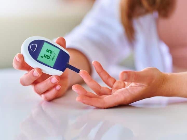 One in 10 person has diabetes says study Karnataka ICMR study on Diabetes Diabetes : मधुमेहाचा वाढता विळखा! 10 पैकी एका व्यक्ती डायबेटिक, अहवालात धक्कादायक माहिती समोर