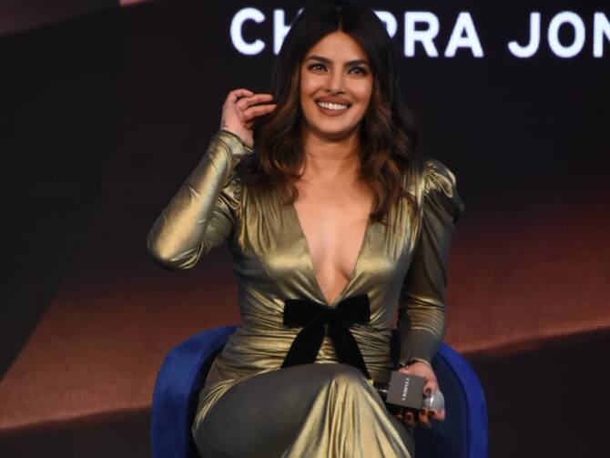 Priyanka Chopra is already sporting this fall´s IT bag