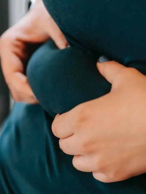 वजन बढ़ाने के लिए जिम्मेदार है आपकी ये 10 आदतें