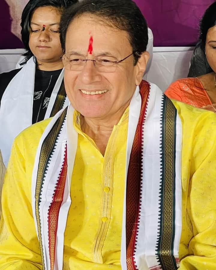 अरुण गोविल ने ‘सावन को आने दो’, ‘राधा और सीता’, ‘सांच को आंच नहीं’ और ‘हिम्मतवाला’ जैसी फिल्मों में काम किया.