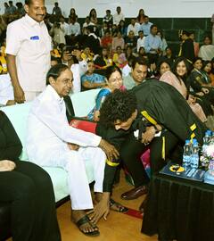 Himanshu Graduation | మనవడి గ్రాడ్యుయేషన్ డే వేడుకకు హాజరైన CM KCR | ABP