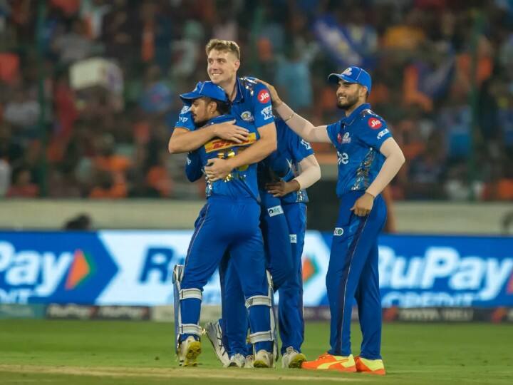 IPL 2023 MI Won The Match By 14 Runs Against SRH In Match 25 At Rajiv Gandhi International Stadium SRH vs MI Match Highlights: मुंबई ने रोमांचक मुकाबले में हैदराबाद को 14 रनों से हराया, कैमरून ग्रीन ने बल्ले के बाद गेंद से भी किया कमाल