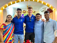 IN PHOTOS: हैदराबाद में तिलक वर्मा के घर मुंबई इंडियंस के खिलाड़ियों ने किया डिनर, देखें तस्वीरें