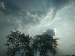 राज्यात पुन्हा अवकाळीचा इशारा, तर दुसरीकडं तापमानाचा पारा वाढणार; वाचा हवामान विभागाचा अंदाज