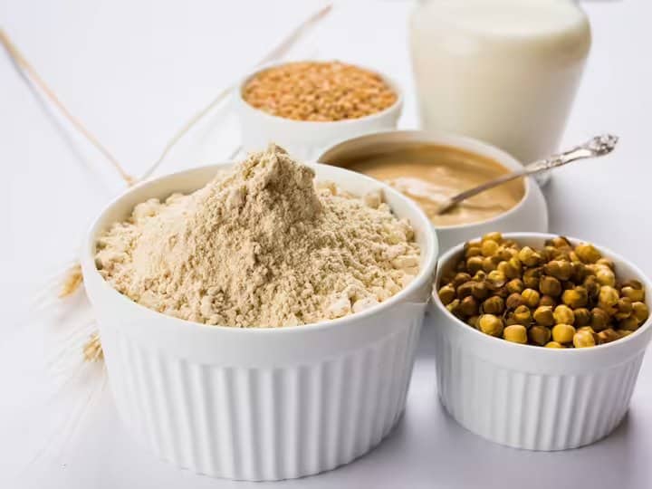 गर्मी के असर को पल भर में बेअसर कर देगा सत्तू... इन 5 तरीकों से कर सकते हैं डाइट में शामिल how to use sattu in diet in summer to prevent heatwave गर्मी के असर को पल भर में बेअसर कर देगा सत्तू... इन 5 तरीकों से कर सकते हैं डाइट में शामिल