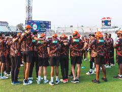 राजीव गांधी स्टेडियम में हैदराबाद से भिड़ेगी मुंबई, जानिए पिच रिपोर्ट और आंकड़े