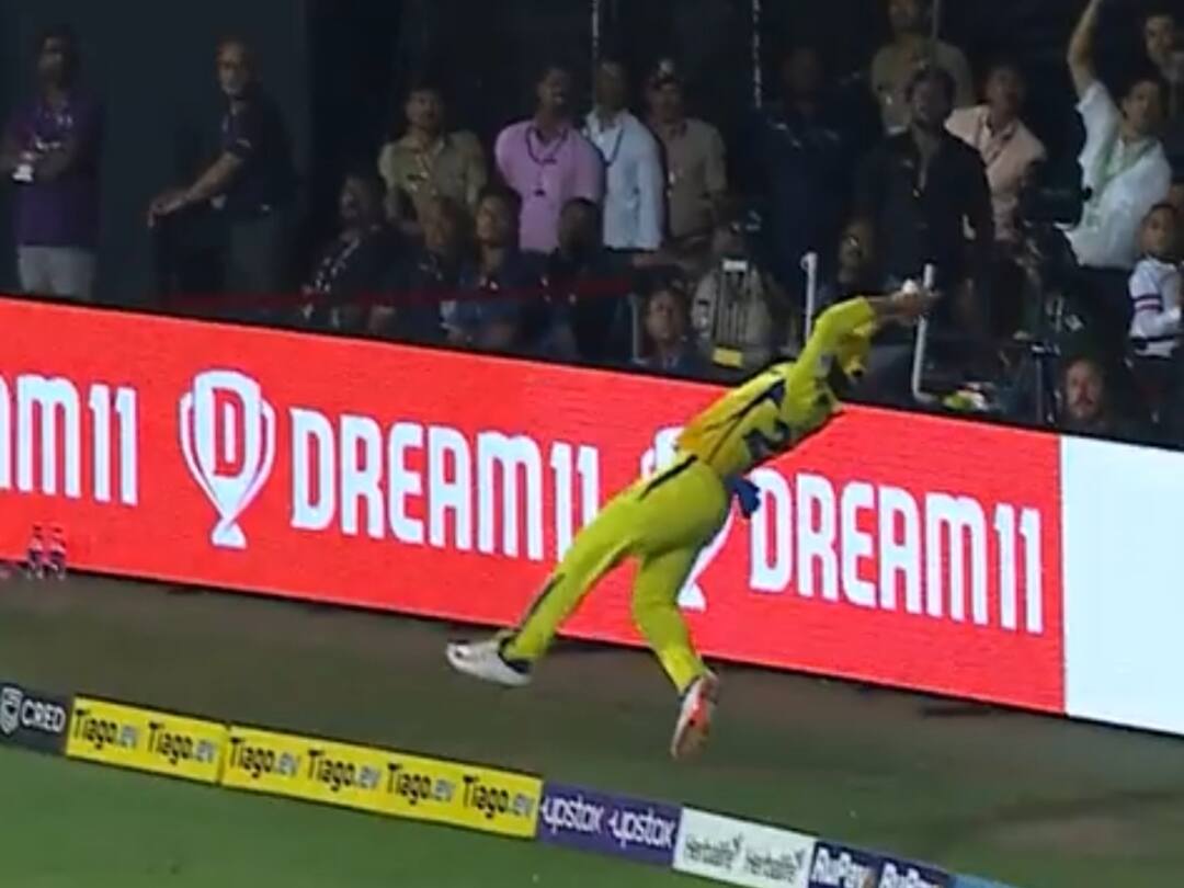 சூப்பர்மேனாக பறந்து சிக்ஸரை தடுத்த ரஹானே… இந்த சீசனில் தீயாக வேலை செய்யும் சீனியர் வீரர்!