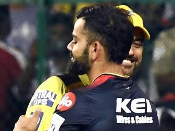 CSK से हार के बाद विराट कोहली ने MS Dhoni के साथ शेयर की दिल छू लेने वाली तस्वीर, कैप्शन ने लूटी महफिल