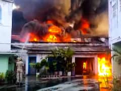 Massive Fire Breaks Out At Refined Oil Storage Godown In Patna: Watch