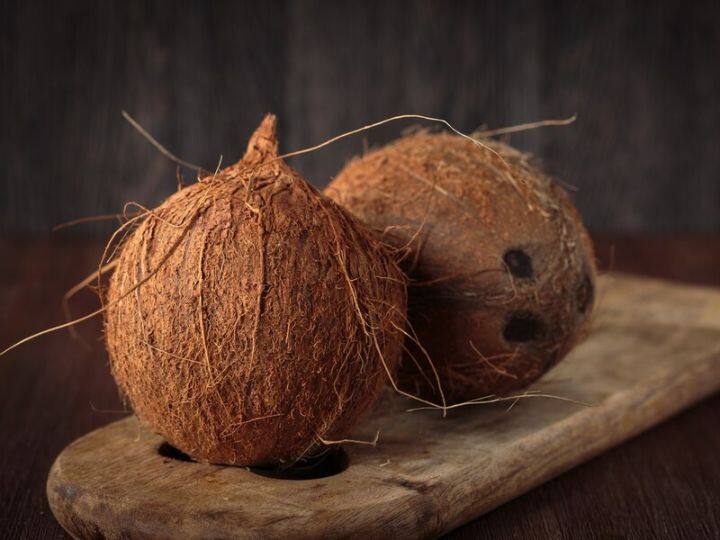 Coconut Husk Health Benefits Know How Can We Use Coconut Peel सिर्फ