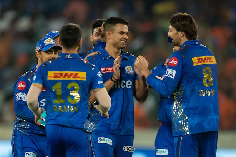 ipl 2023 points table Update after MI won vs SRH know latest update points table team position statistics records IPL 2023 Points Table : मुंबई इंडियन्सकडून हैदराबादचा पराभव, गुणतालिकेत मोठी उडी; पॉईंट्स टेबलची सध्याची स्थिती जाणून घ्या