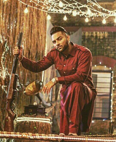 ਕਾਬਿਲੇਗ਼ੌਰ ਹੈ ਕਿ ਹਾਲ ਹੀ 'ਚ ਕਰਨ ਔਜਲਾ ਨੇ ਪੱਤਰਕਾਰ ਅਨੁਪਮਾ ਚੋਪੜਾ ਨੂੰ ਇੰਟਰਵਿਊ ਦਿੱਤਾ ਸੀ, ਜਿਸ ਵਿੱਚ ਉਸ ਨੇ ਕਿਹਾ ਸੀ ਕਿ ਸਿੱਧੂ ਮੂਸੇਵਾਲਾ ਦੀ ਮੌਤ ਤੋਂ ਪਹਿਲਾਂ ਉਨ੍ਹਾਂ ਦੋਵਾਂ ਨੇ ਆਪਸੀ ਗਲਤਫਹਿਮੀਆਂ ਤੇ ਗਿਲੇ ਸ਼ਿਕਵੇ ਦੂਰ ਕਰ ਲਏ ਸੀ।