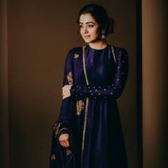 Trisha Krishnan: ‘உன் பார்வையில் பைத்தியம் ஆனேன்' பொன்னியின் செல்வன் பட ப்ரமோஷனில் அழகு குந்தவையாக த்ரிஷா!