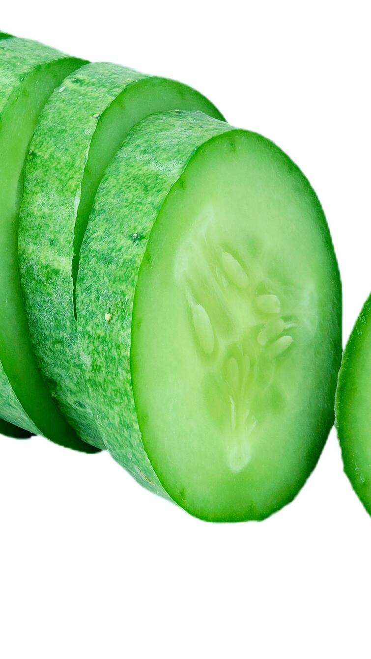 do not eat cucumber on this time its harmful to you health Health: ભૂલથી પણ આ સમયે ન કરશો કાકડીનું સેવન, ફાયદાના બદલે થશે નુકસાન