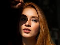 একটানা কম্পিউটার স্ক্রিনে তাকিয়ে কাজ করেন? এই নিয়মগুলো না মানলে ক্ষতি হবে চোখের