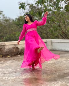 Guppedantha Manasu Rasagna Reddy: రిషికి దూరంగా వెళ్లిపోయిన సాక్షి(రసజ్ఞ) రీసెంట్ ఫొటోస్