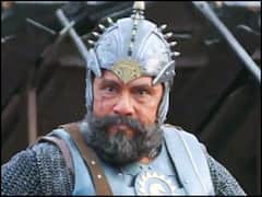 अगर ये एक्टर ना ठुकराता ऑफर...तो आज सत्याराज नहीं होते 'कटप्पा मामा', डायरेक्टर ने पहले इन्हें किया था पसंद