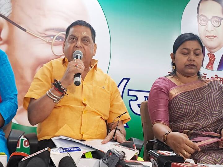 Bihar Politics: 'ये है लालटेन पार्ट 2...', कोडरमा चुनाव प्रचार में कूदे लालू यादव तो JDU ने छेड़ दिया नया 'शोशा' bihar JDU leader Neeraj Kumar Attack on Lalu Yadav Koderma election campaign for subhash yadav ann Bihar Politics: 'ये है लालटेन पार्ट 2...', कोडरमा चुनाव प्रचार में कूदे लालू यादव तो JDU ने छेड़ दिया नया 'शोशा'