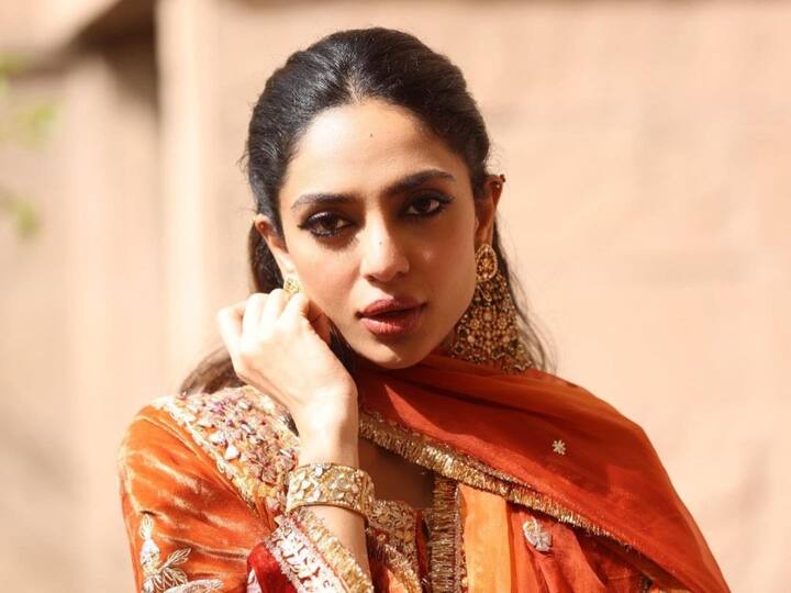 Sobhita Dhulipala was  in Delhi for the promotions of Ponniyin Selvan 2. The actor wore an orange ethnic suit looking elegant. Check out pics
