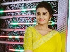 చామంతి పువ్వులా మెరసిపోతున్న ప్రియ భవానీ