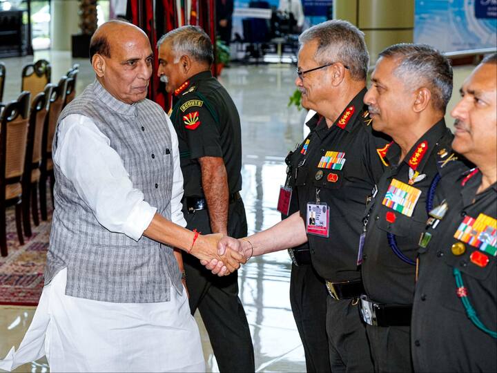 According to sources, in his speech at the Army Commanders' Conference, Singh urged the armed forces to pay attention to global geopolitical shifts and adapt their plans and strategies accordingly. 