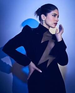 Bhumi Pednekar: भूमी पेडणेकरने परिधान केला 1989 मधील ड्रेस... शेअर केले एकापेक्षा एक फोटो